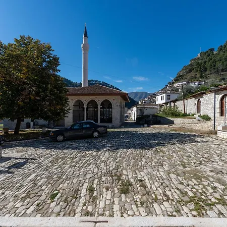 Vila Era Berat Exterior photo