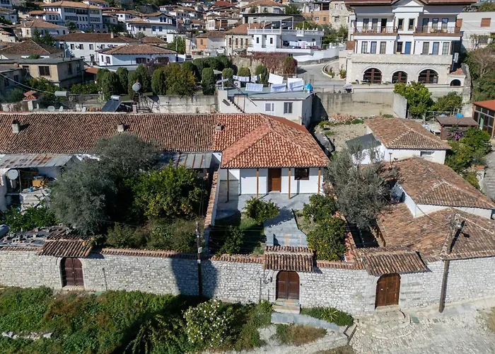 Vila Era